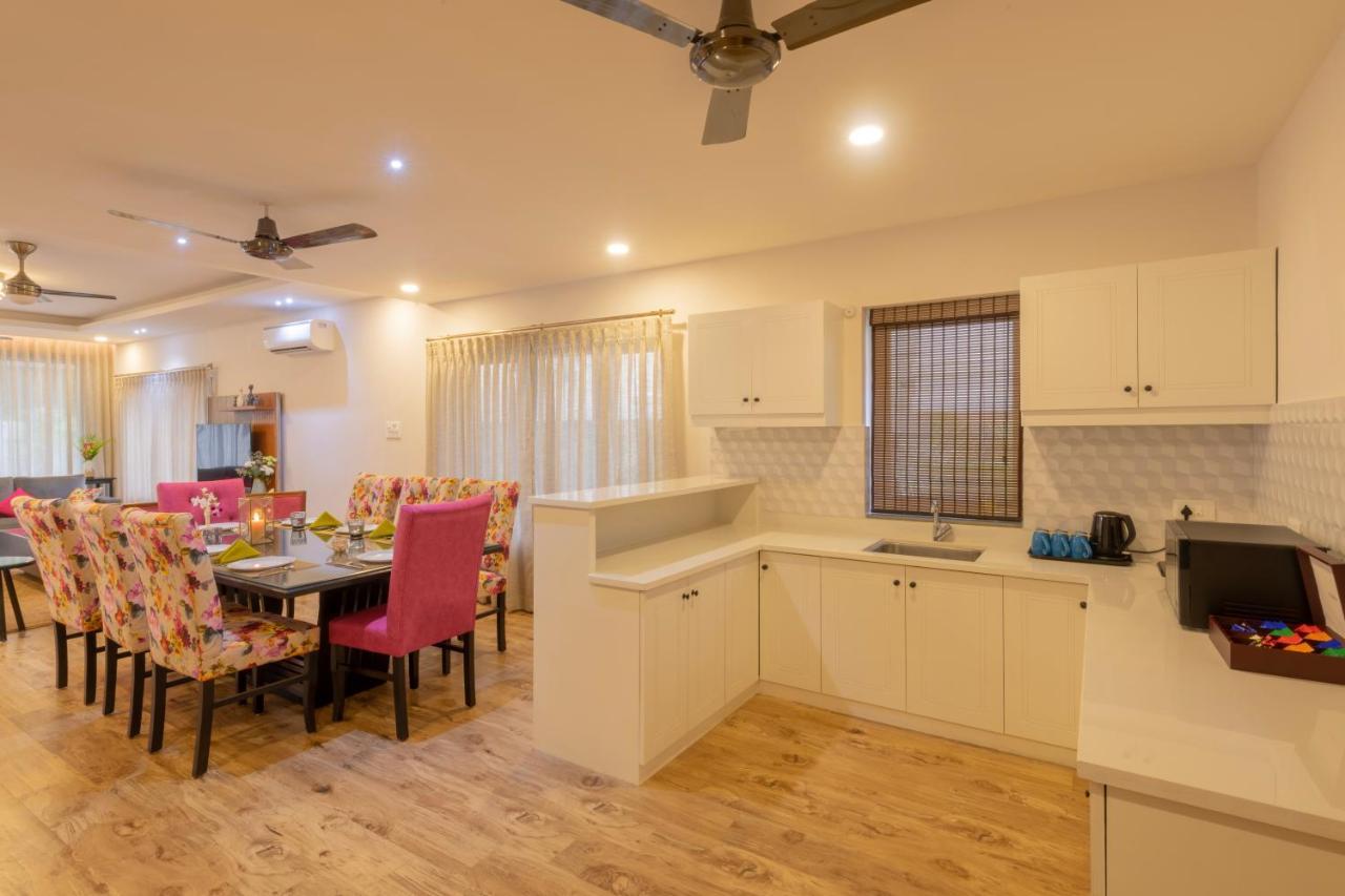 Ayan Villas With Private Pool Siolim Exterior photo